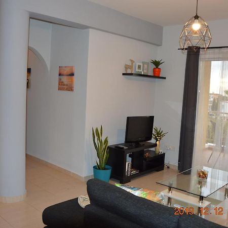 Luxury Apartment Paphos Ngoại thất bức ảnh