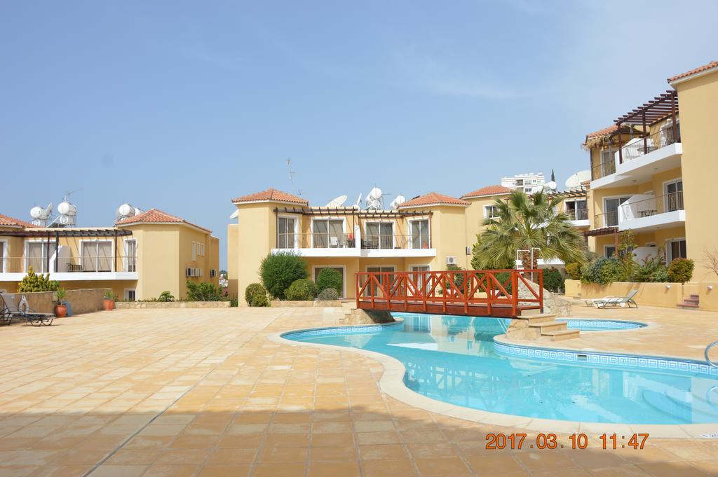 Luxury Apartment Paphos Ngoại thất bức ảnh