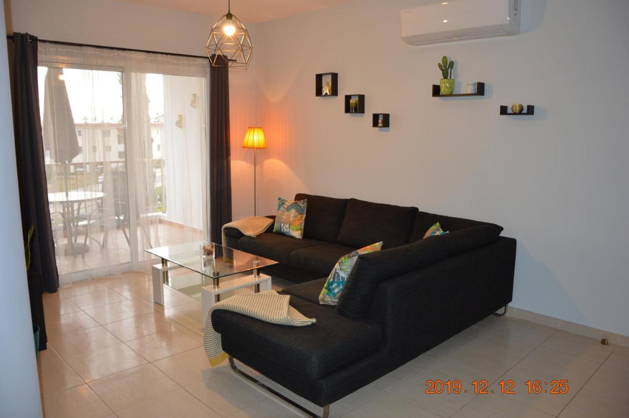 Luxury Apartment Paphos Ngoại thất bức ảnh