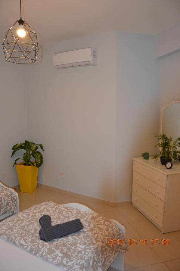 Luxury Apartment Paphos Ngoại thất bức ảnh