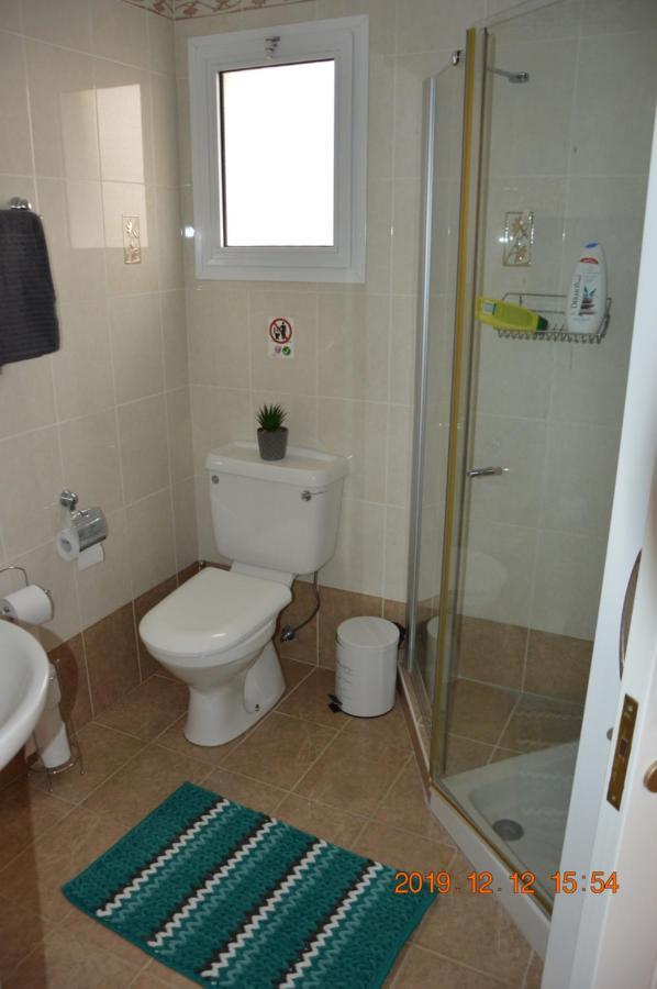 Luxury Apartment Paphos Ngoại thất bức ảnh
