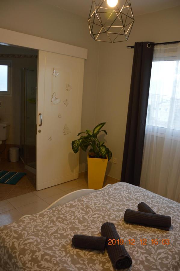 Luxury Apartment Paphos Ngoại thất bức ảnh