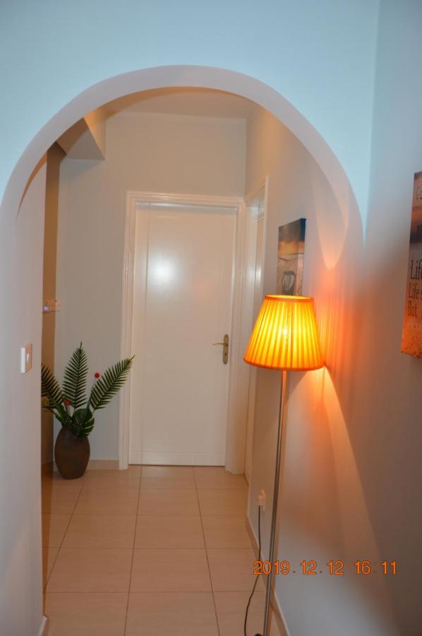 Luxury Apartment Paphos Ngoại thất bức ảnh